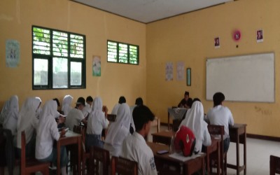SMK Nur Insani Menggelar Penilaian Akhir Semester (PAS) Berbasis Online dengan Aplikasi Android